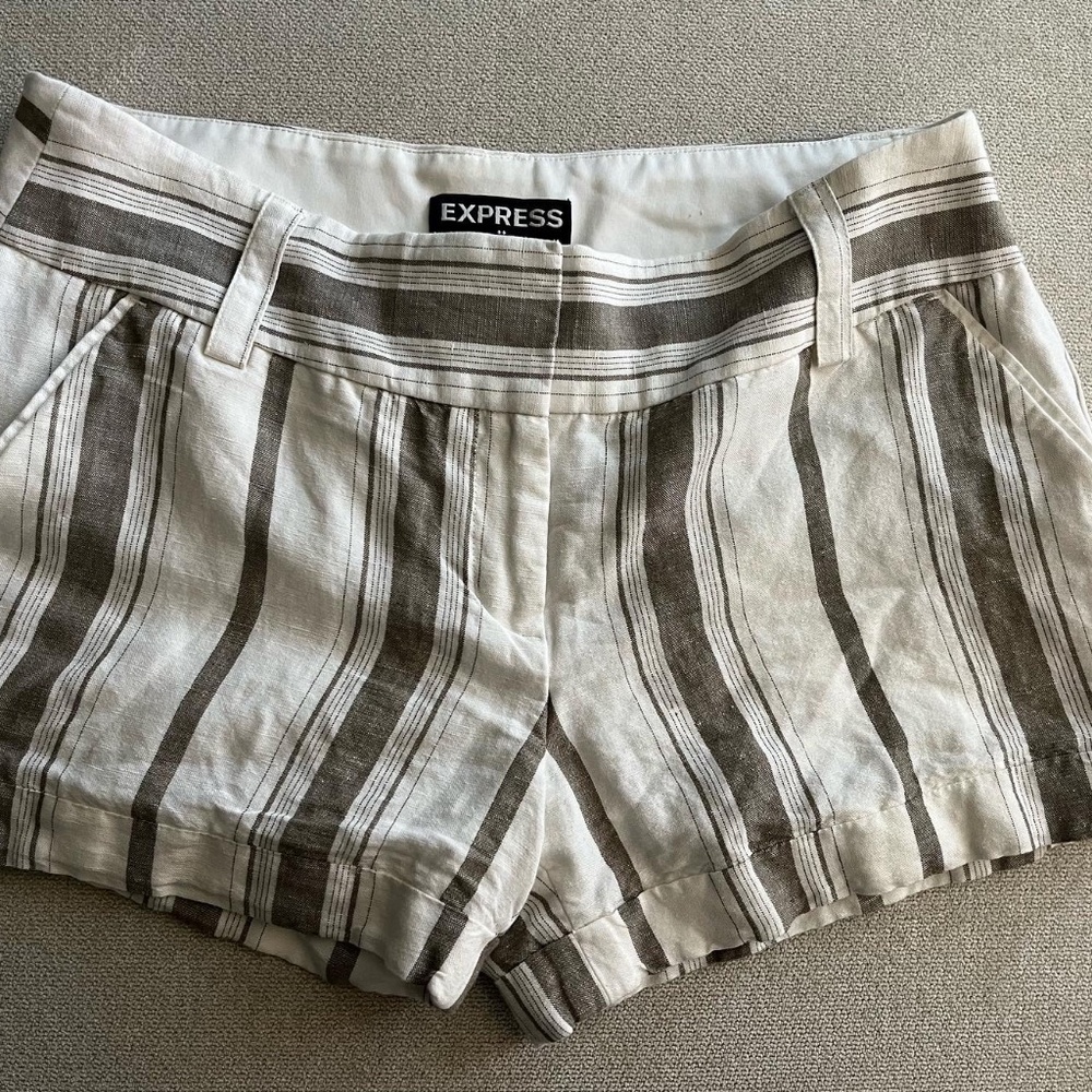EXPRESS LINEN SHORTS